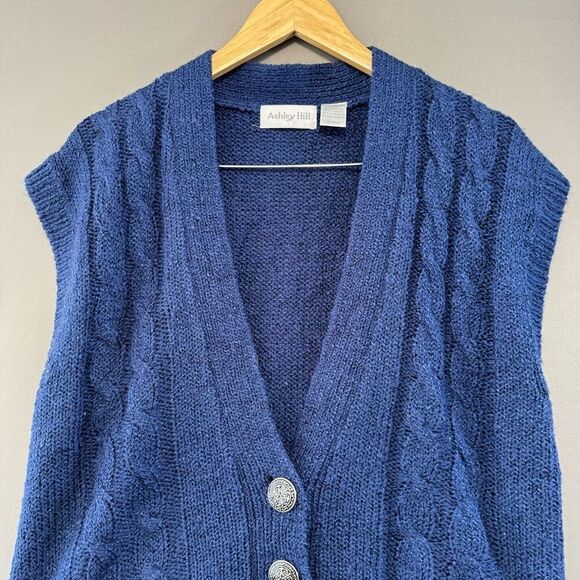 Ashley Hill Women’s Blue Button Up Sweater Vest Size Large 100% Acrylic - Picture 4 of 9